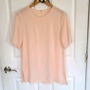 Peachy flowy top